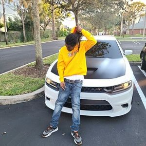 Meet your Posher, Jonathan